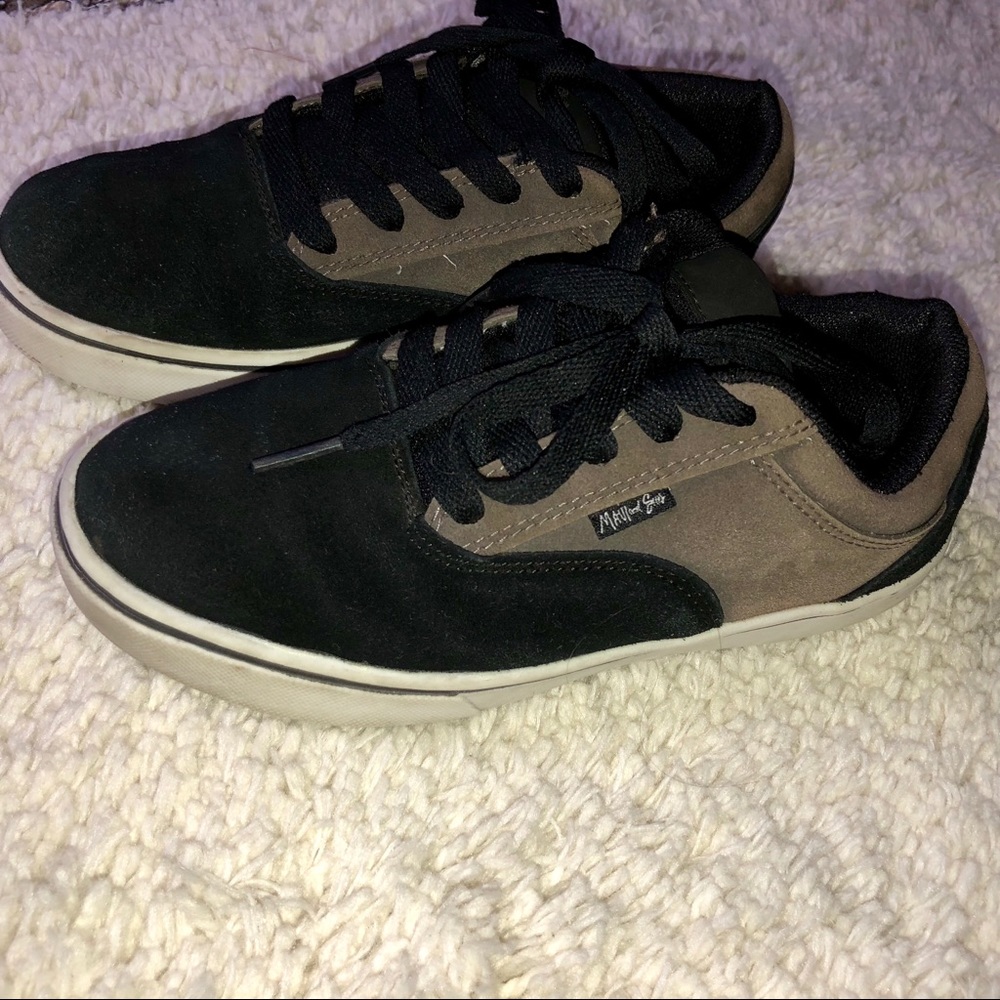 Boys Shoes Size 3 Maui & Sons